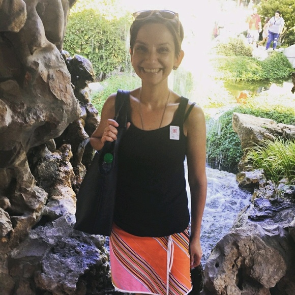 Meet your Posher, Josefina - Picture 1 of 1